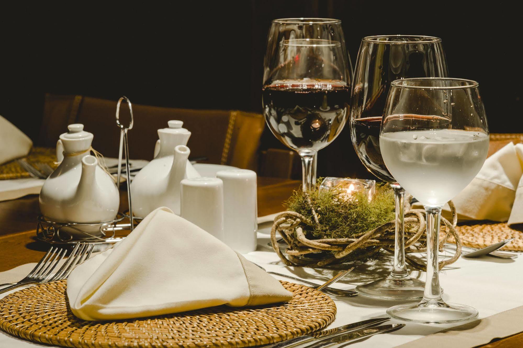פוארטו פוי Huilo Huilo Nothofagus Hotel & Spa מראה חיצוני תמונה