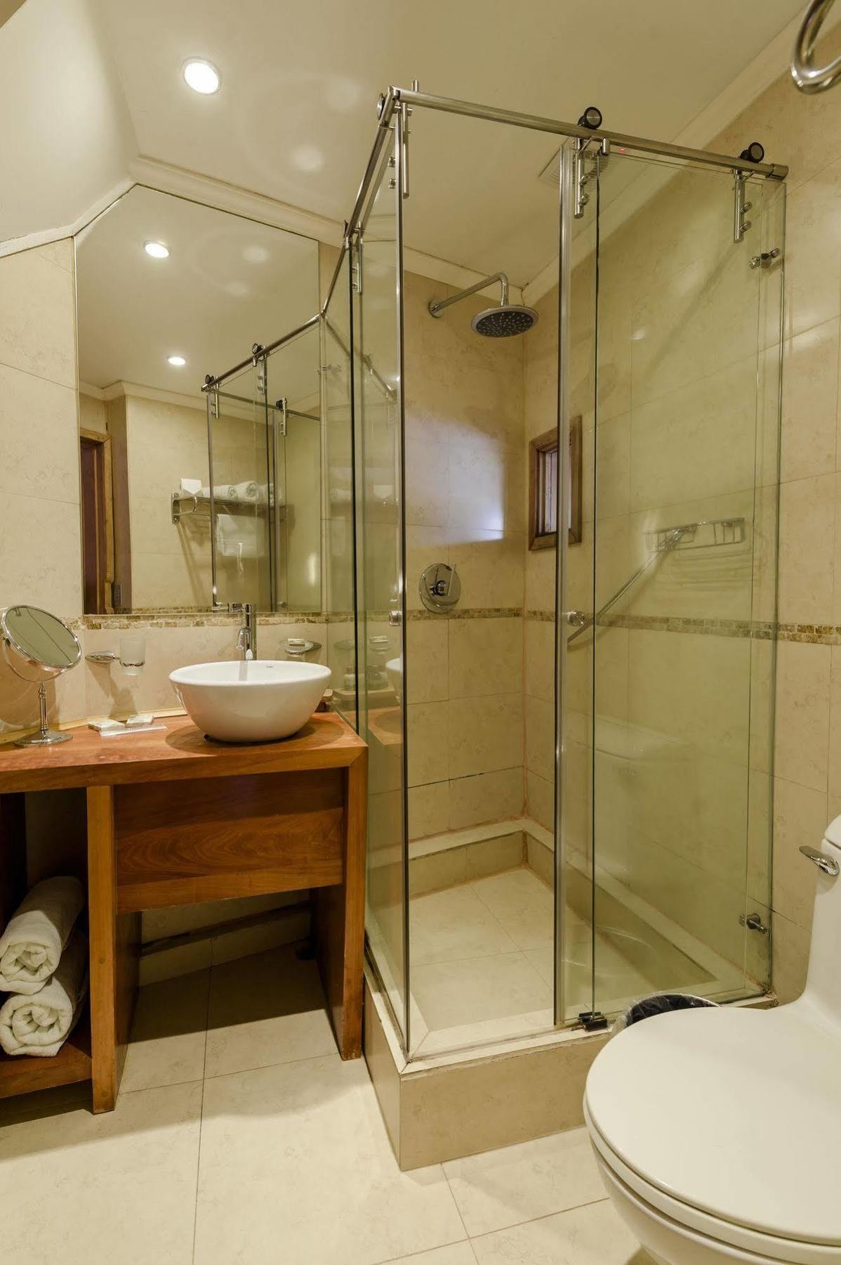 פוארטו פוי Huilo Huilo Nothofagus Hotel & Spa מראה חיצוני תמונה