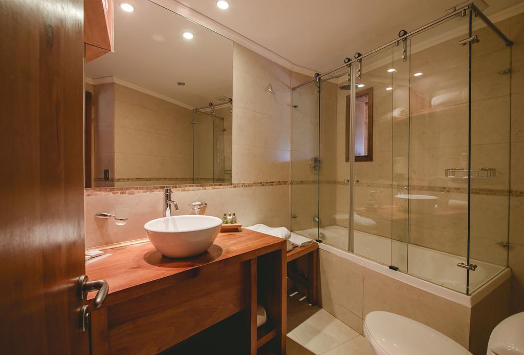פוארטו פוי Huilo Huilo Nothofagus Hotel & Spa מראה חיצוני תמונה